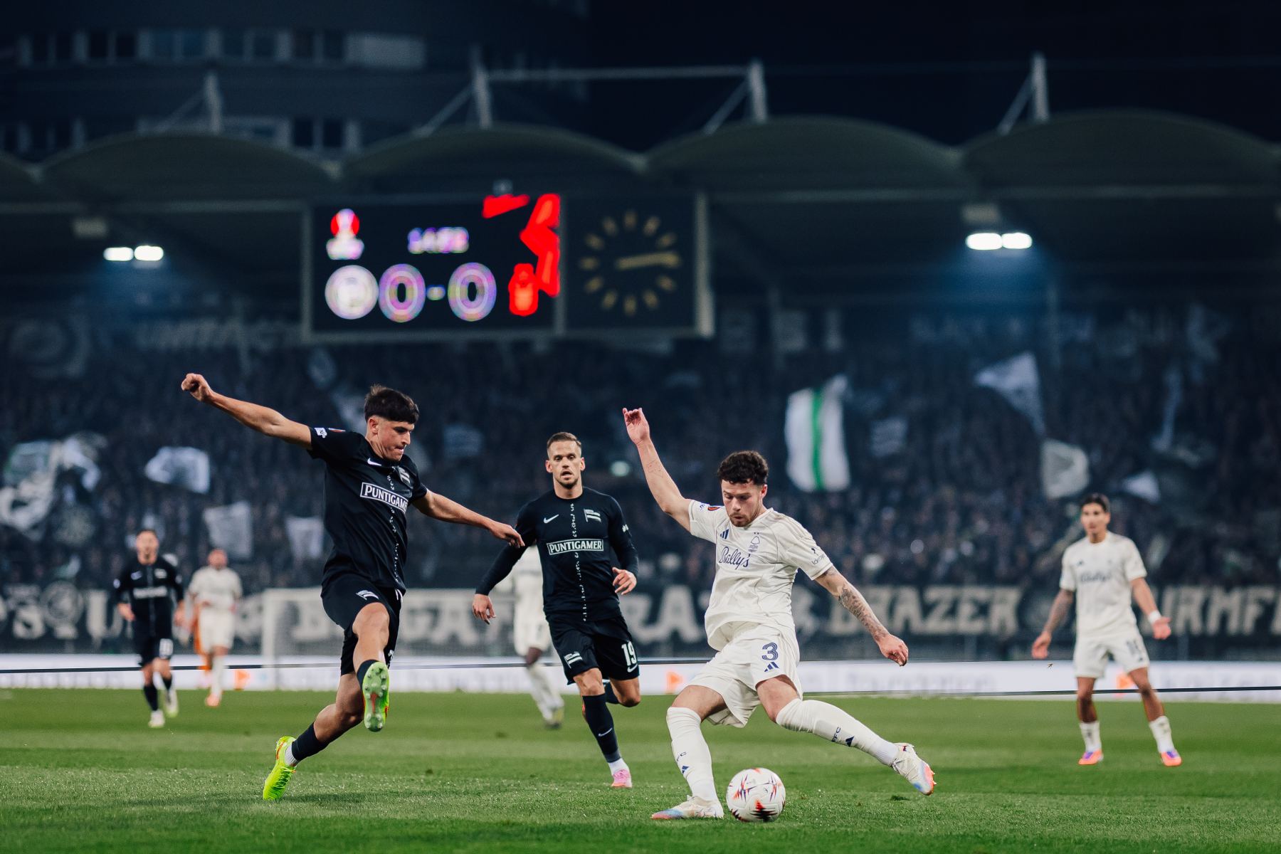 客队场虫！诺丁汉森林本赛季开局连续8个客队场未能取胜