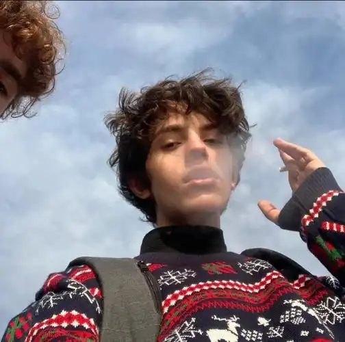 6686体育铁牌作者Greer