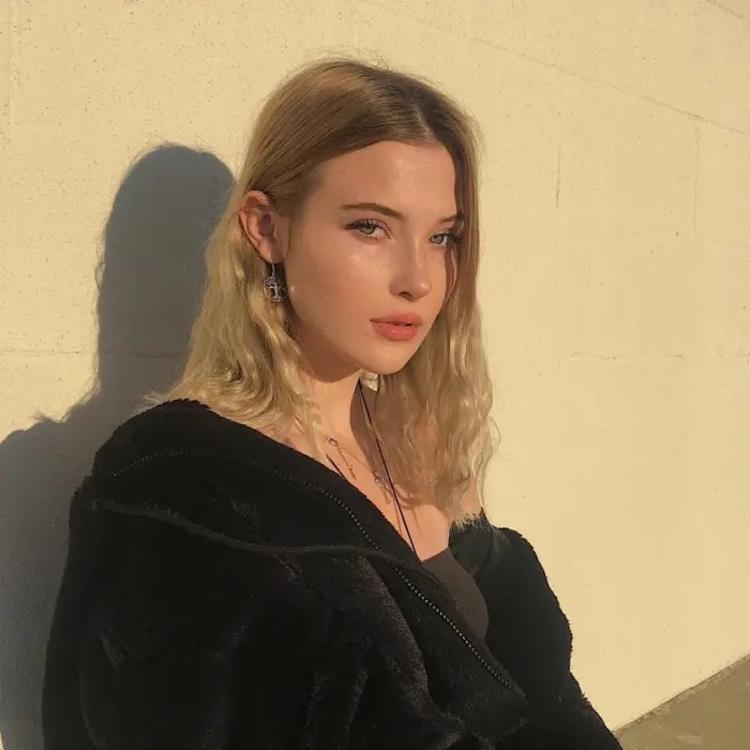 6686体育初级作者Giselle