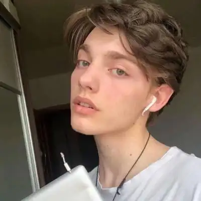 6686体育钻石作者Ophelia