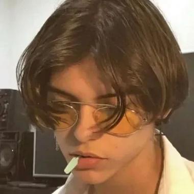 6686体育首席作者勿笑疯狂