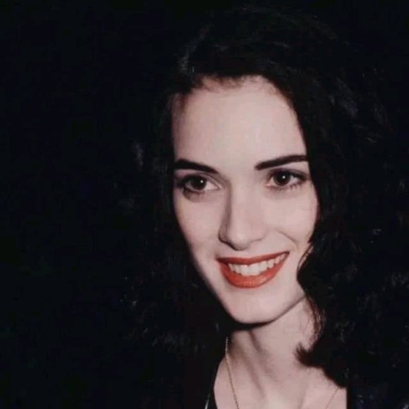 6686体育钻石作者Aria