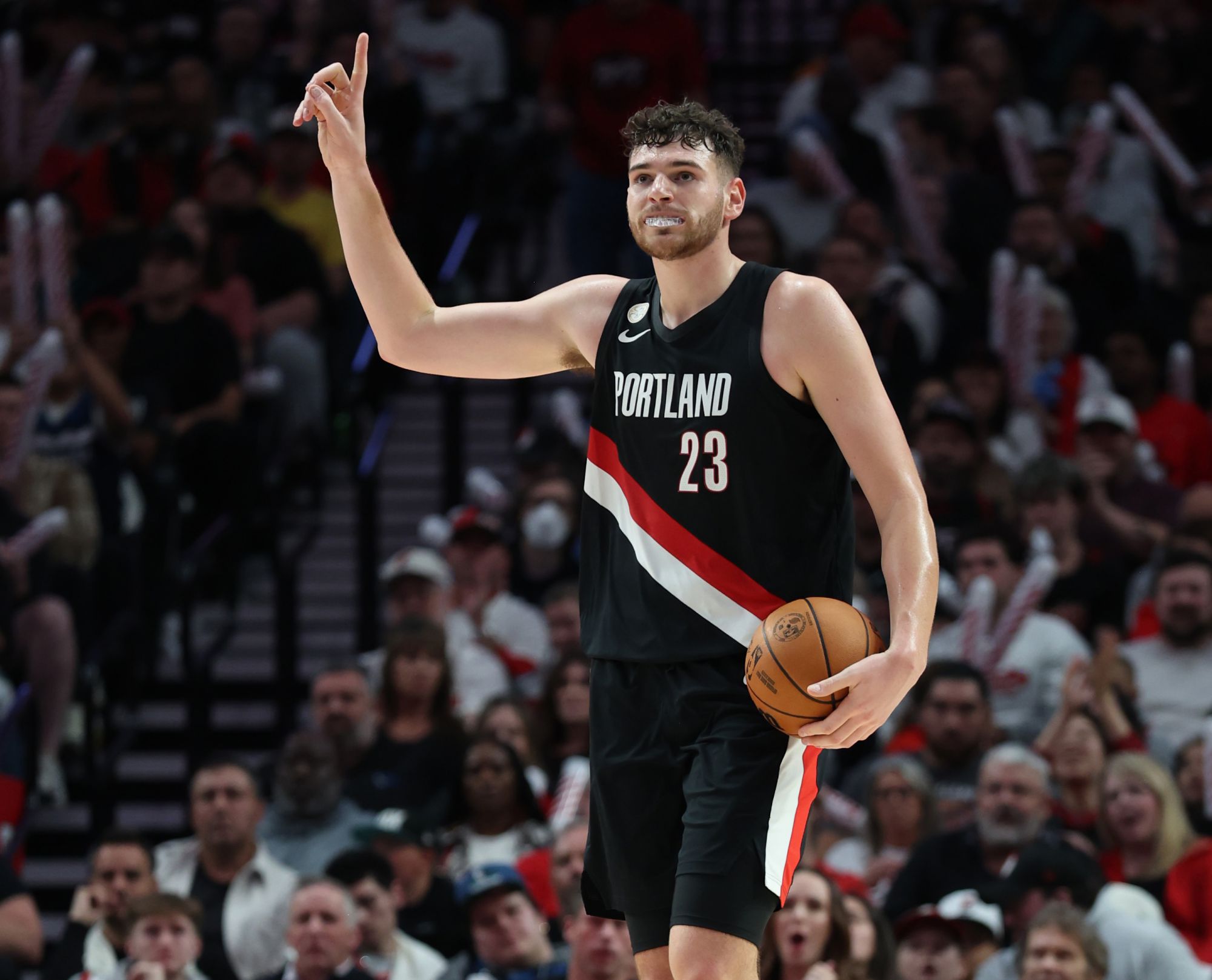 本赛季守卫降准率排名：克林根联盟断层第一，艾顿排在第六