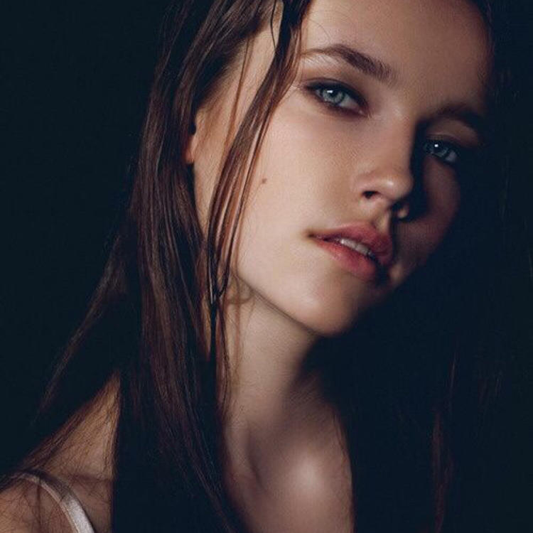 6686体育签约作者Sofia