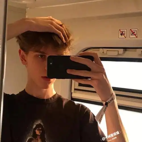 6686体育银牌作者Isla