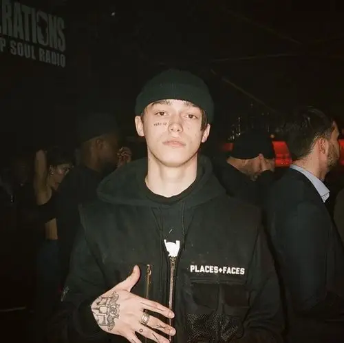 6686体育铜牌作者Gavin